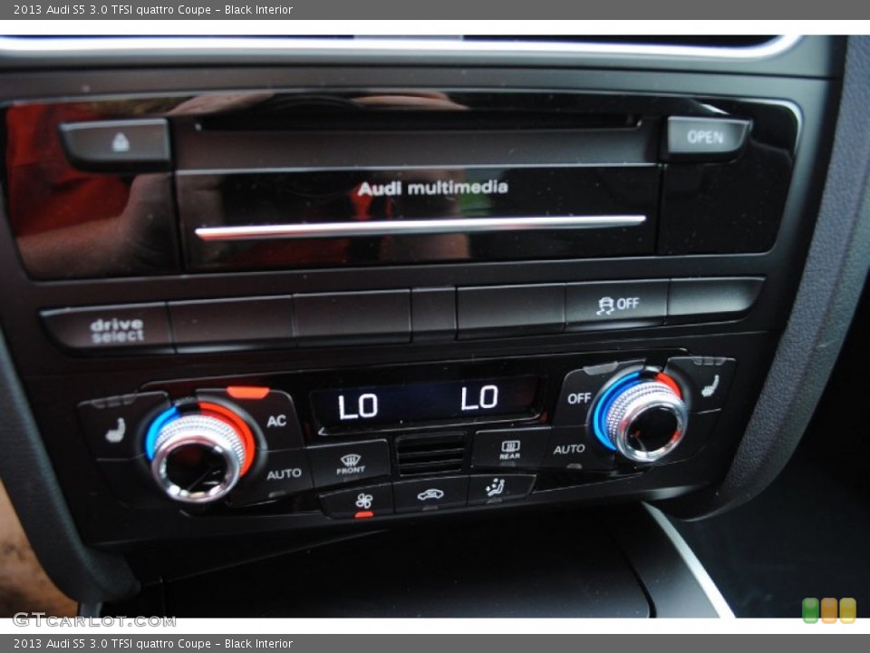 Black Interior Controls for the 2013 Audi S5 3.0 TFSI quattro Coupe #80752545