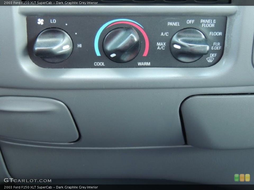 Dark Graphite Grey Interior Controls for the 2003 Ford F150 XLT SuperCab #80757408