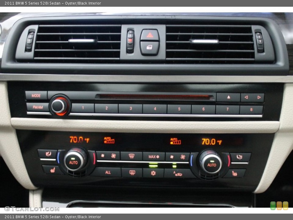 Oyster/Black Interior Controls for the 2011 BMW 5 Series 528i Sedan #80771376