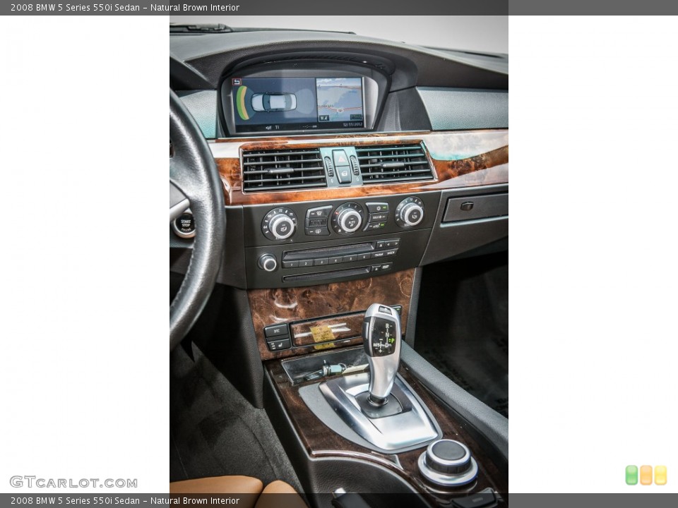 Natural Brown Interior Controls for the 2008 BMW 5 Series 550i Sedan #80775026