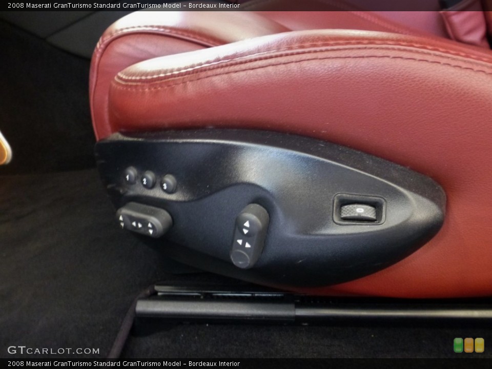Bordeaux Interior Front Seat for the 2008 Maserati GranTurismo  #80777094