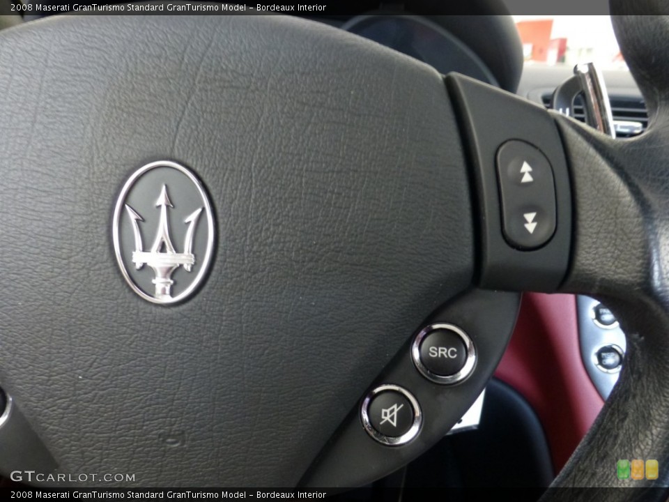 Bordeaux Interior Controls for the 2008 Maserati GranTurismo  #80777432