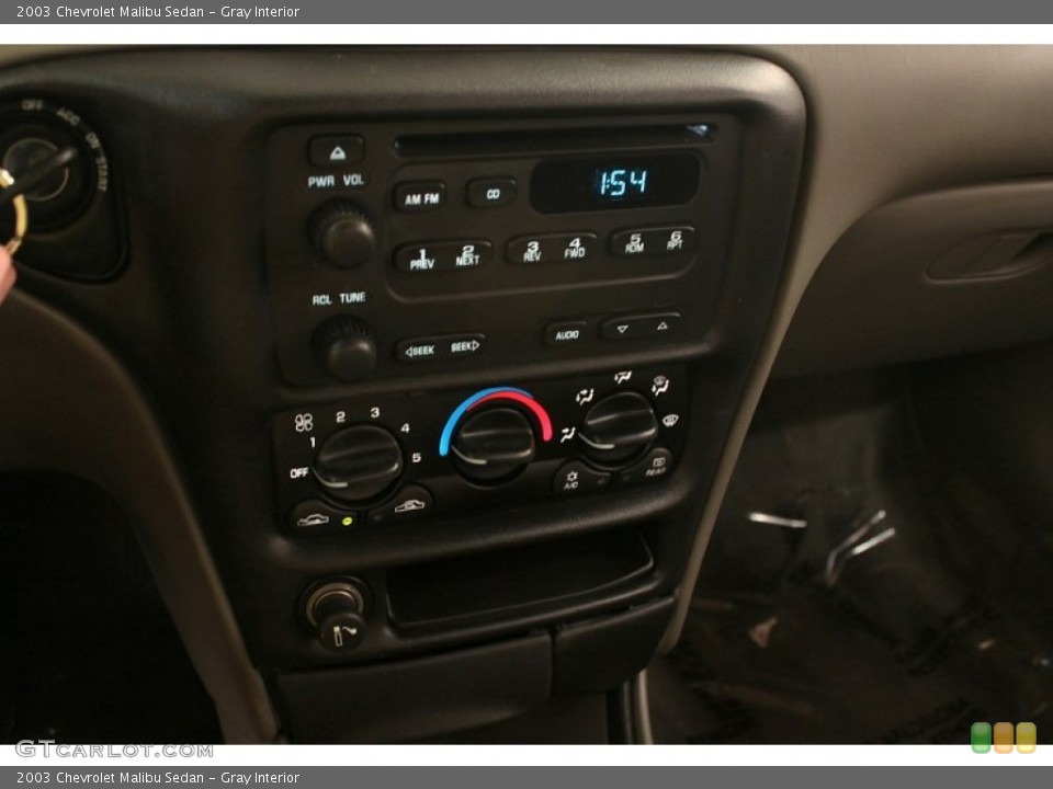 Gray Interior Controls for the 2003 Chevrolet Malibu Sedan #80780856