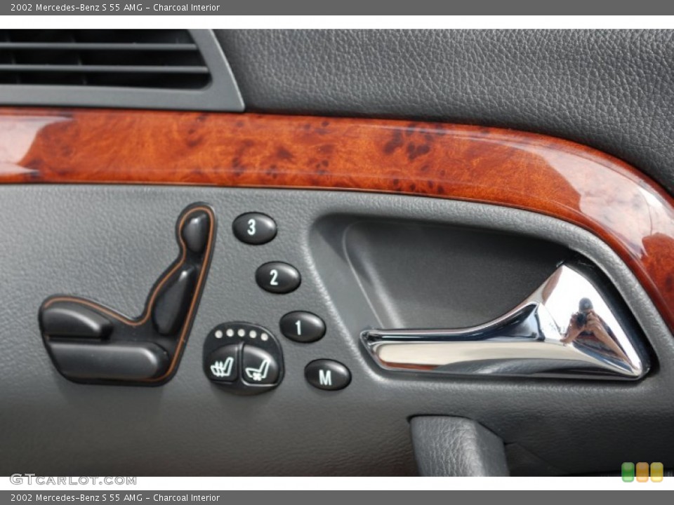 Charcoal Interior Controls for the 2002 Mercedes-Benz S 55 AMG #80795364