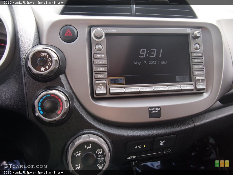 Sport Black Interior Controls for the 2010 Honda Fit Sport #80802372