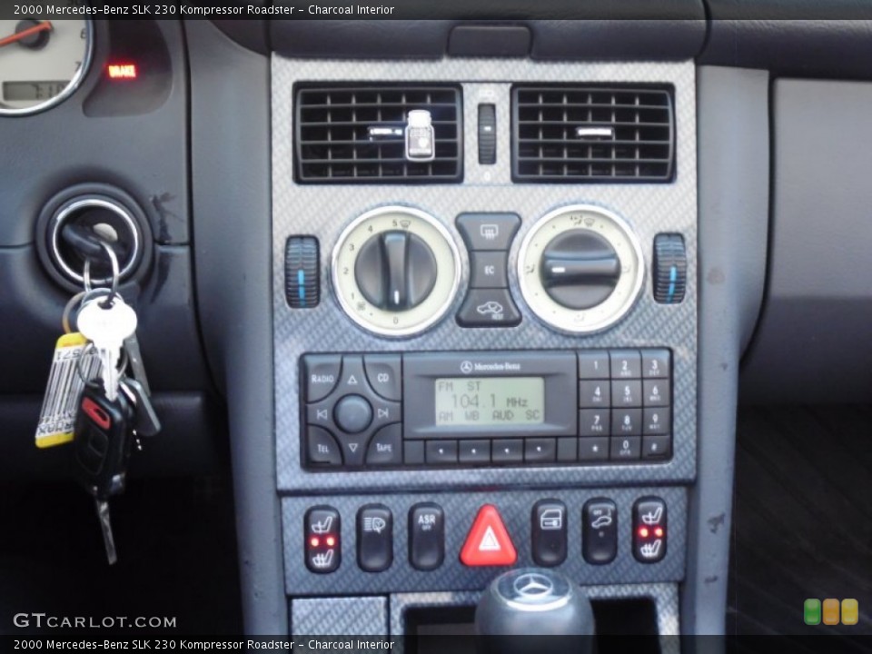 Charcoal Interior Controls for the 2000 Mercedes-Benz SLK 230 Kompressor Roadster #80804434