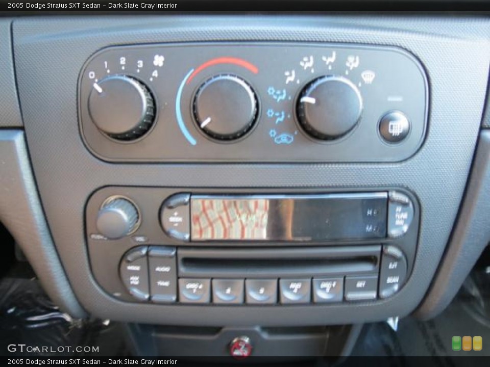 Dark Slate Gray Interior Controls for the 2005 Dodge Stratus SXT Sedan #80805230
