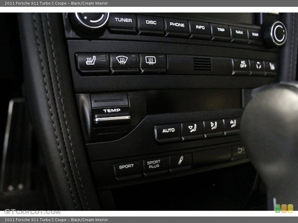 Black/Cream Interior Controls for the 2011 Porsche 911 Turbo S Coupe #80812387