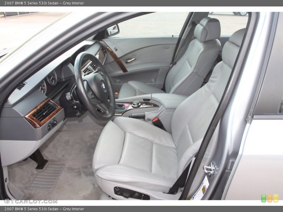 Grey Interior Front Seat for the 2007 BMW 5 Series 530i Sedan #80817747