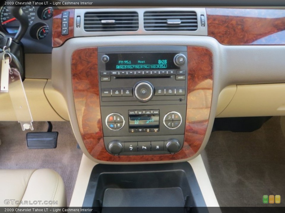 Light Cashmere Interior Controls for the 2009 Chevrolet Tahoe LT #80817904