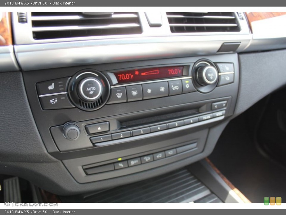 Black Interior Controls for the 2013 BMW X5 xDrive 50i #80832934