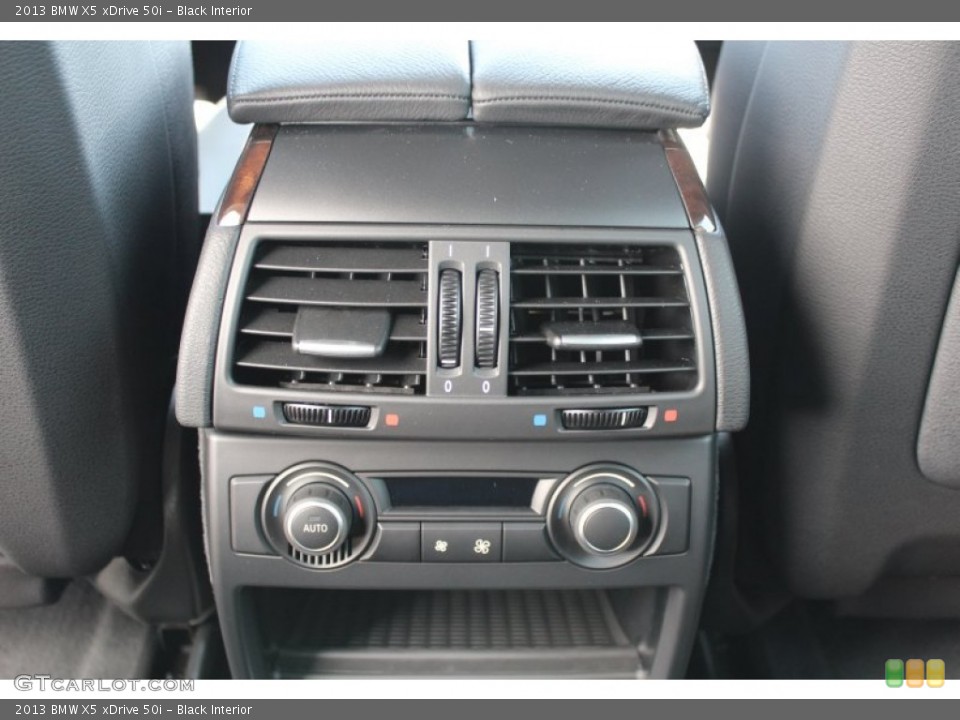 Black Interior Controls for the 2013 BMW X5 xDrive 50i #80832994