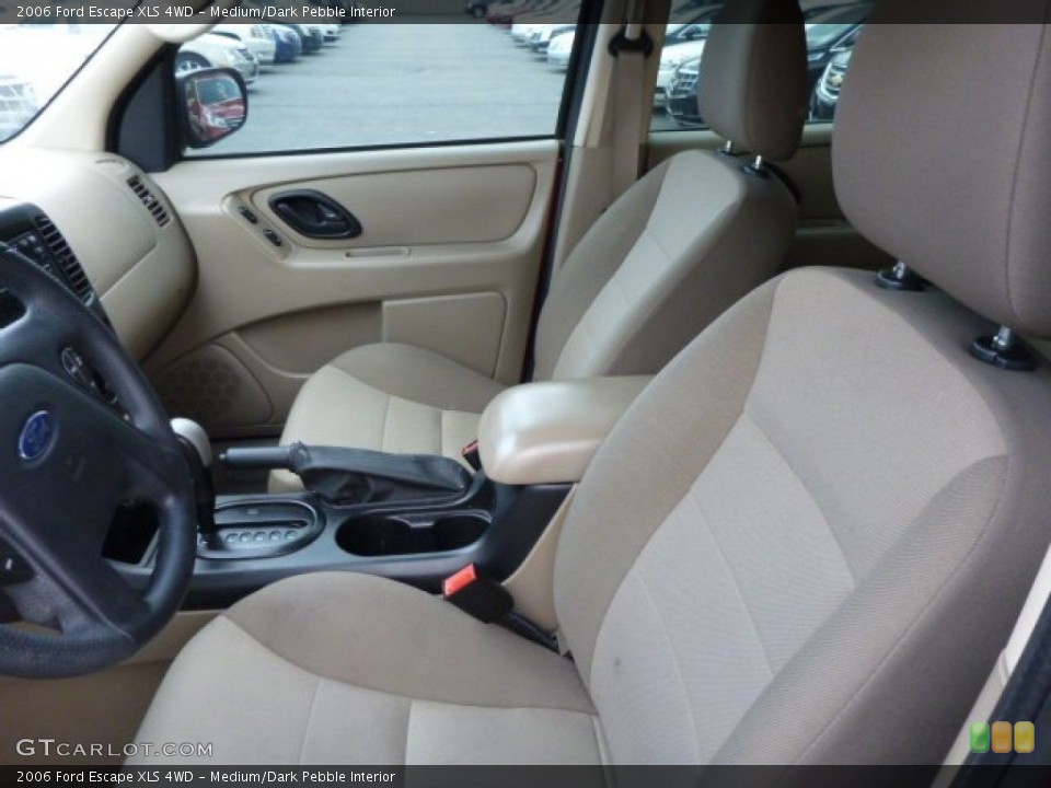 Medium/Dark Pebble Interior Photo for the 2006 Ford Escape XLS 4WD #80841925