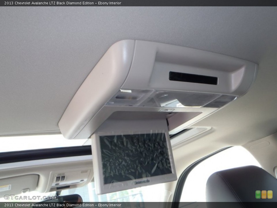 Ebony Interior Entertainment System for the 2013 Chevrolet Avalanche LTZ Black Diamond Edition #80842902
