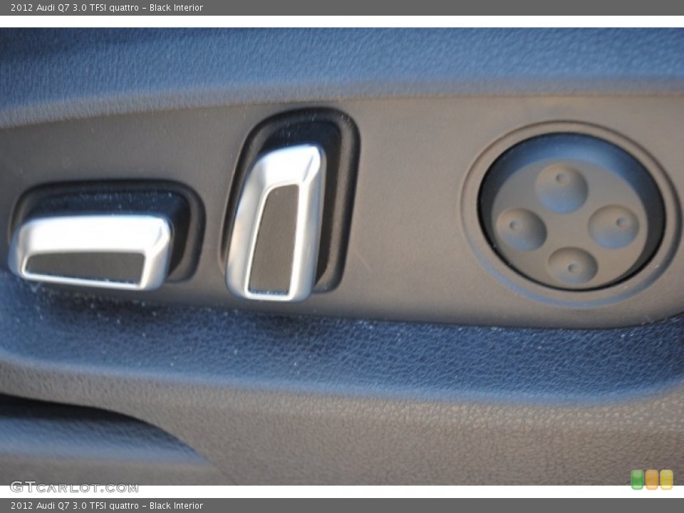 Black Interior Controls for the 2012 Audi Q7 3.0 TFSI quattro #80844194