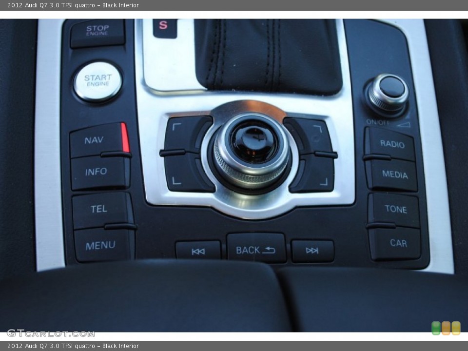 Black Interior Controls for the 2012 Audi Q7 3.0 TFSI quattro #80844319
