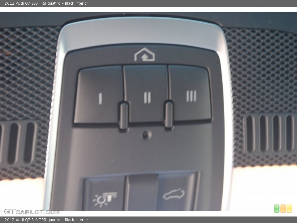 Black Interior Controls for the 2012 Audi Q7 3.0 TFSI quattro #80844575