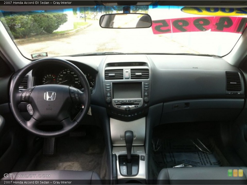 Gray Interior Dashboard for the 2007 Honda Accord EX Sedan #80848577