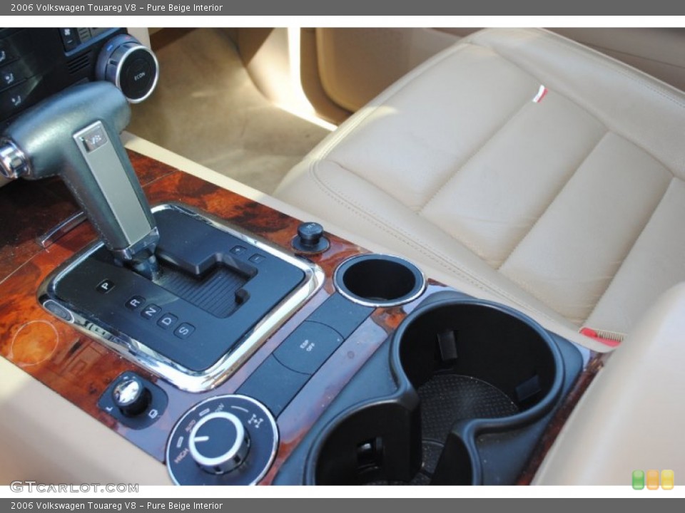 Pure Beige Interior Transmission for the 2006 Volkswagen Touareg V8 #80851704