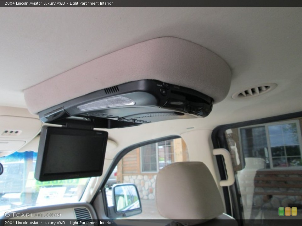 Light Parchment Interior Entertainment System for the 2004 Lincoln Aviator Luxury AWD #80857114