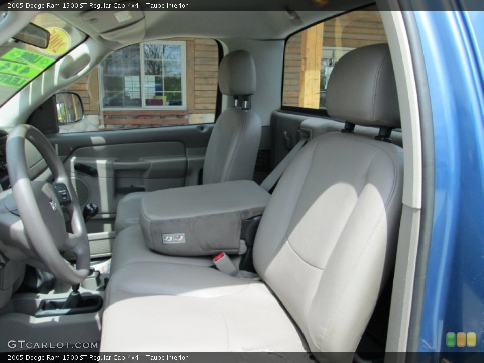 Taupe Interior Photo for the 2005 Dodge Ram 1500 ST Regular Cab 4x4 #80857615