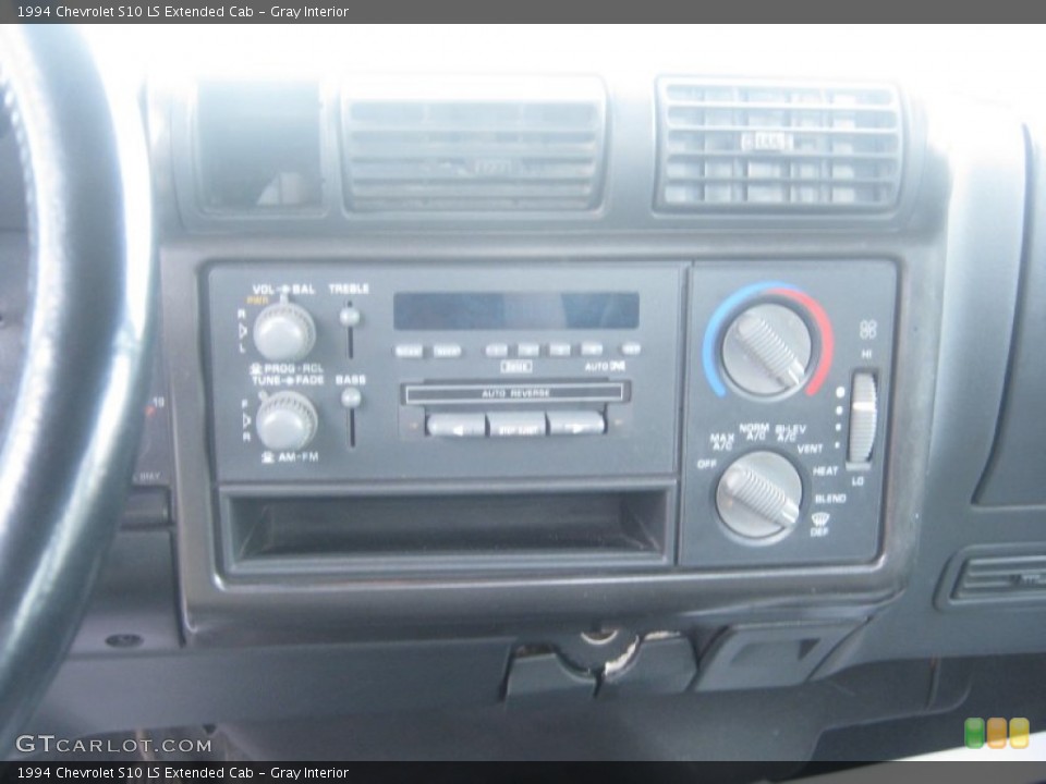 Gray Interior Controls for the 1994 Chevrolet S10 LS Extended Cab #80862997
