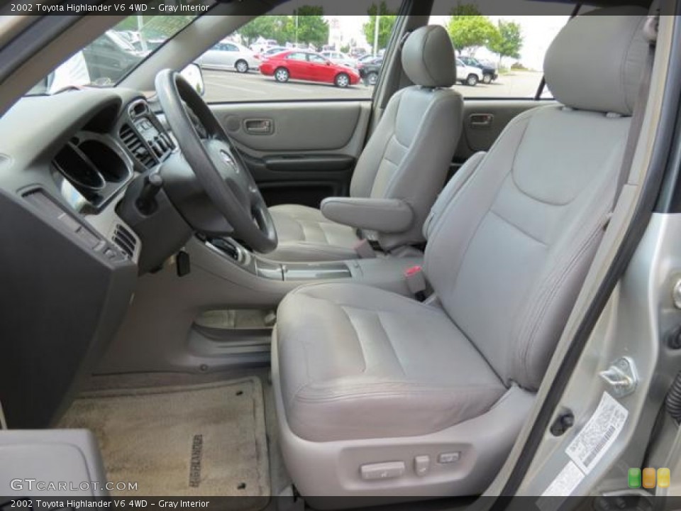 Gray Interior Photo for the 2002 Toyota Highlander V6 4WD #80872002