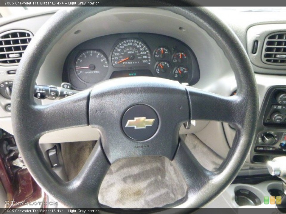 Light Gray Interior Steering Wheel for the 2006 Chevrolet TrailBlazer LS 4x4 #80873053
