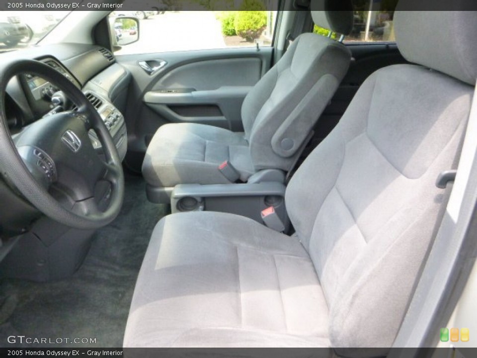 Gray Interior Photo for the 2005 Honda Odyssey EX #80873487