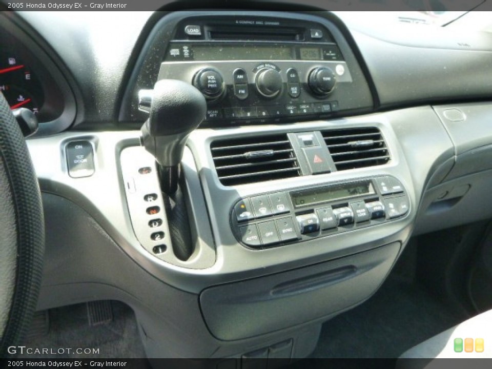 Gray Interior Controls for the 2005 Honda Odyssey EX #80873674
