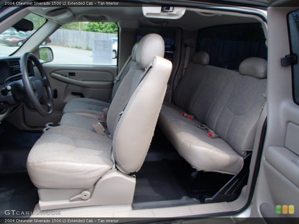Tan Interior Photo for the 2004 Chevrolet Silverado 1500 LS Extended Cab #80873760