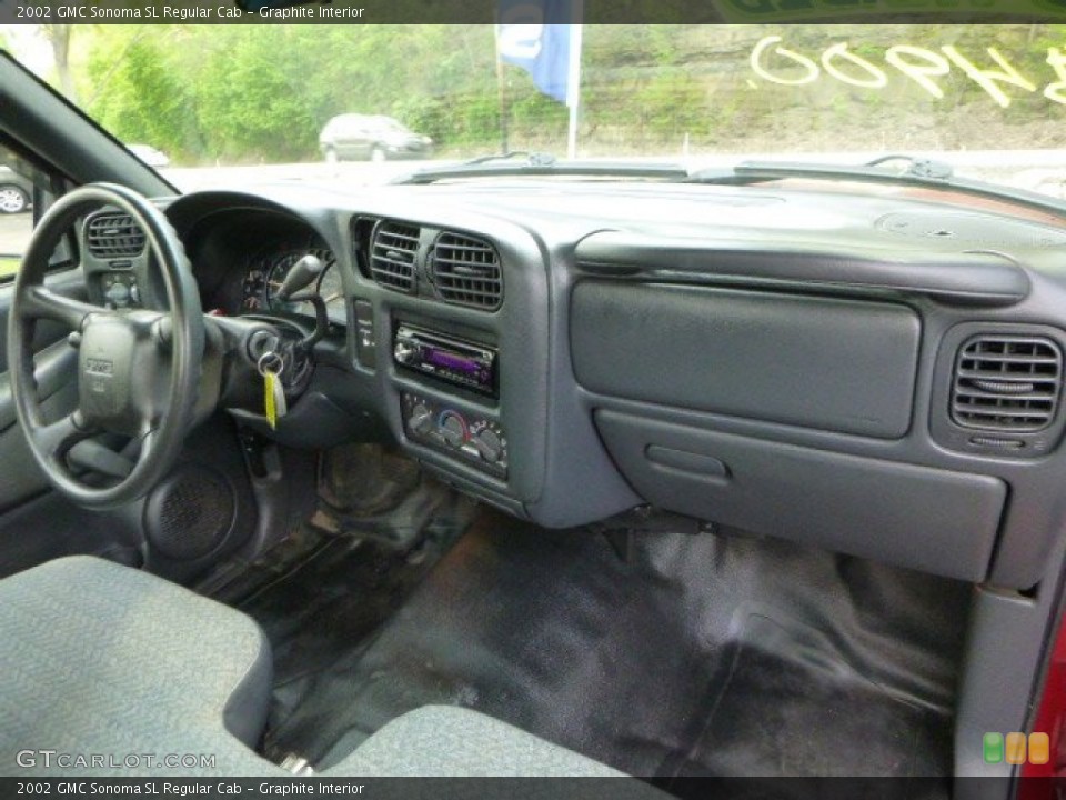 Graphite Interior Dashboard for the 2002 GMC Sonoma SL Regular Cab #80875742