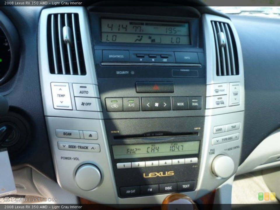 Light Gray Interior Controls for the 2008 Lexus RX 350 AWD #80878552