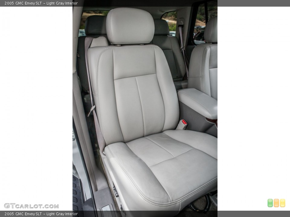 Light Gray Interior Front Seat for the 2005 GMC Envoy SLT #80880020