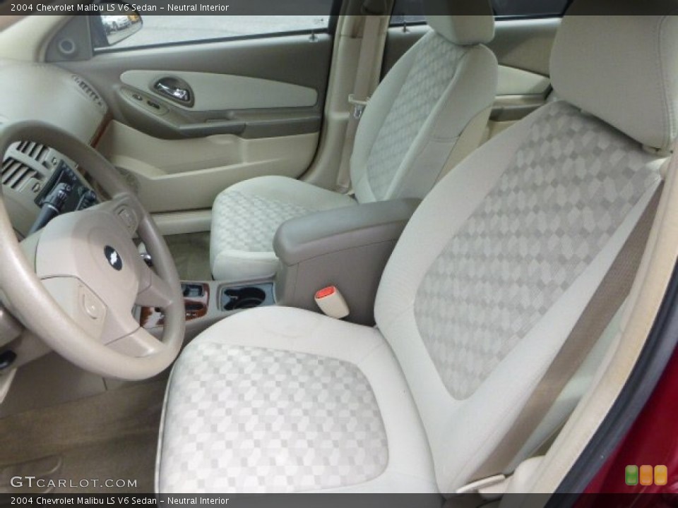 Neutral Interior Photo for the 2004 Chevrolet Malibu LS V6 Sedan #80882005