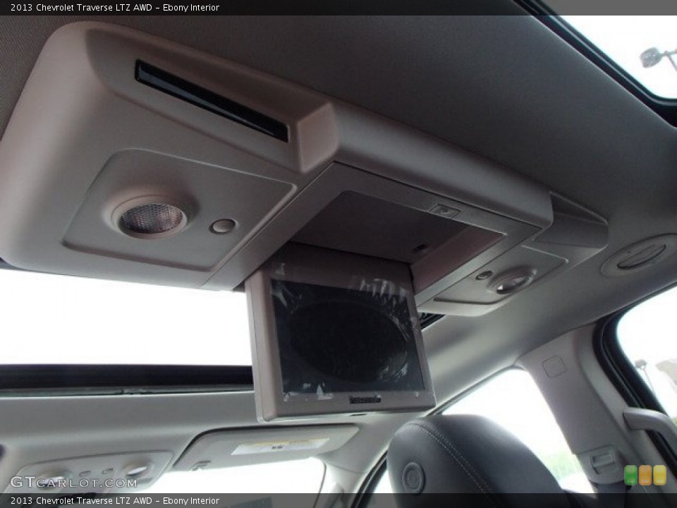 Ebony Interior Entertainment System for the 2013 Chevrolet Traverse LTZ AWD #80886970