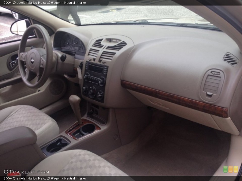 Neutral Interior Dashboard for the 2004 Chevrolet Malibu Maxx LS Wagon #80893315