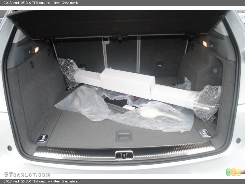 Steel Grey Interior Trunk for the 2013 Audi Q5 3.0 TFSI quattro #80898849