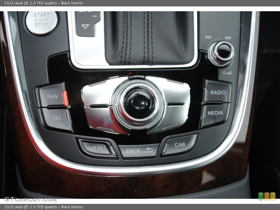 Black Interior Controls for the 2013 Audi Q5 2.0 TFSI quattro #80899329