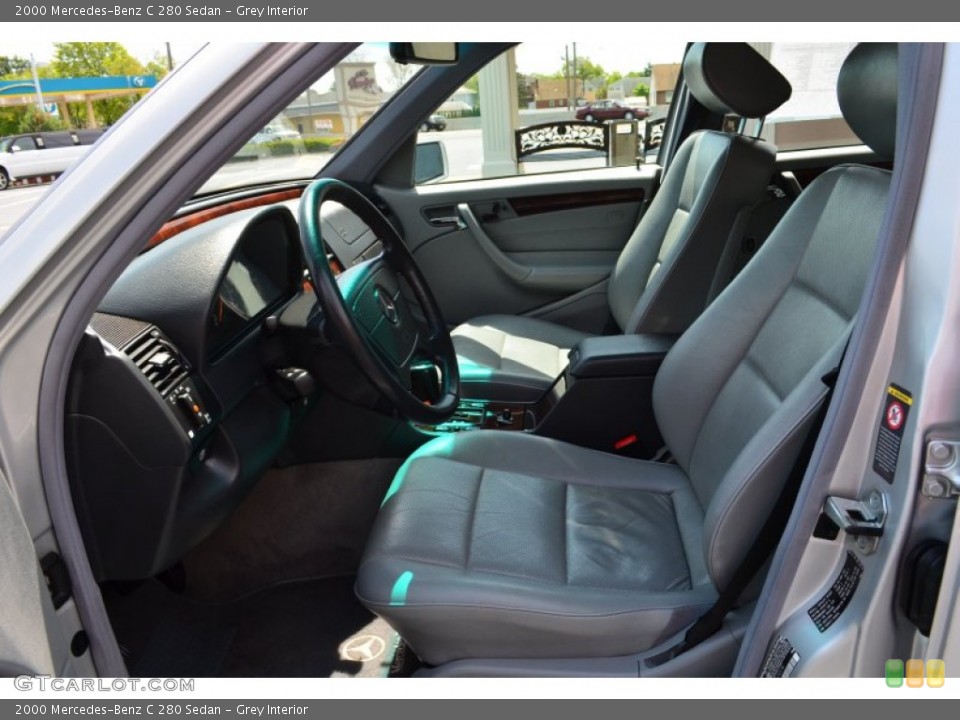 Grey Interior Photo for the 2000 Mercedes-Benz C 280 Sedan #80906361