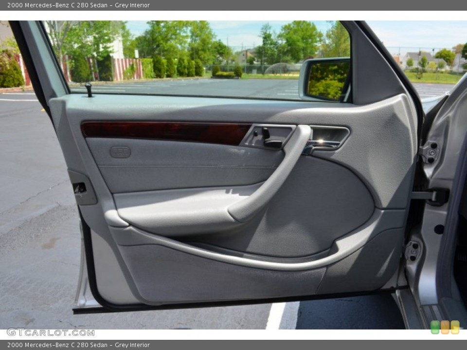 Grey Interior Door Panel for the 2000 Mercedes-Benz C 280 Sedan #80906523