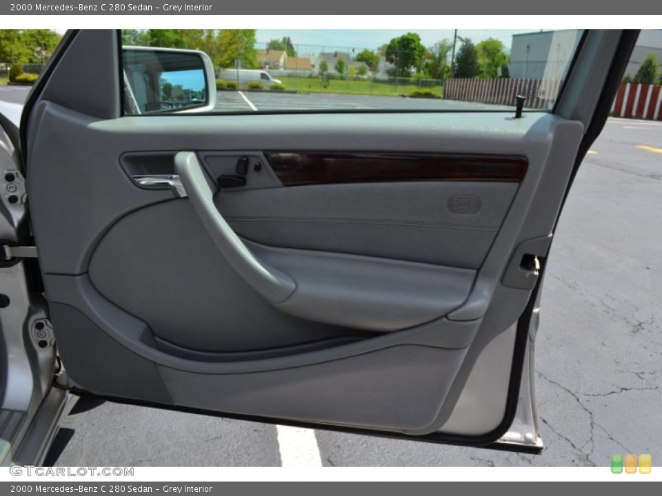Grey Interior Door Panel for the 2000 Mercedes-Benz C 280 Sedan #80906587