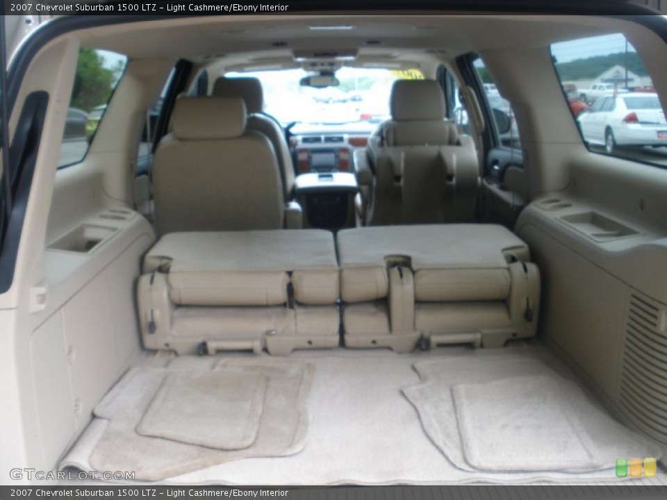 Light Cashmere/Ebony Interior Trunk for the 2007 Chevrolet Suburban 1500 LTZ #80909839