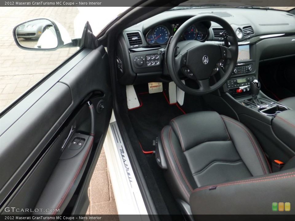 Nero Interior Photo for the 2012 Maserati GranTurismo MC Coupe #80936763