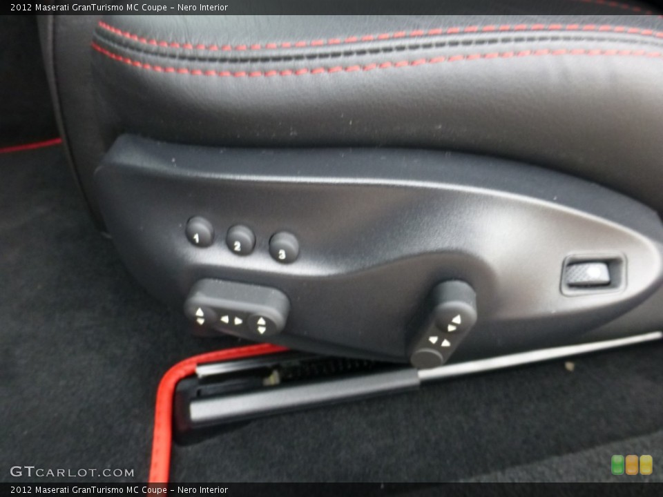 Nero Interior Controls for the 2012 Maserati GranTurismo MC Coupe #80936870