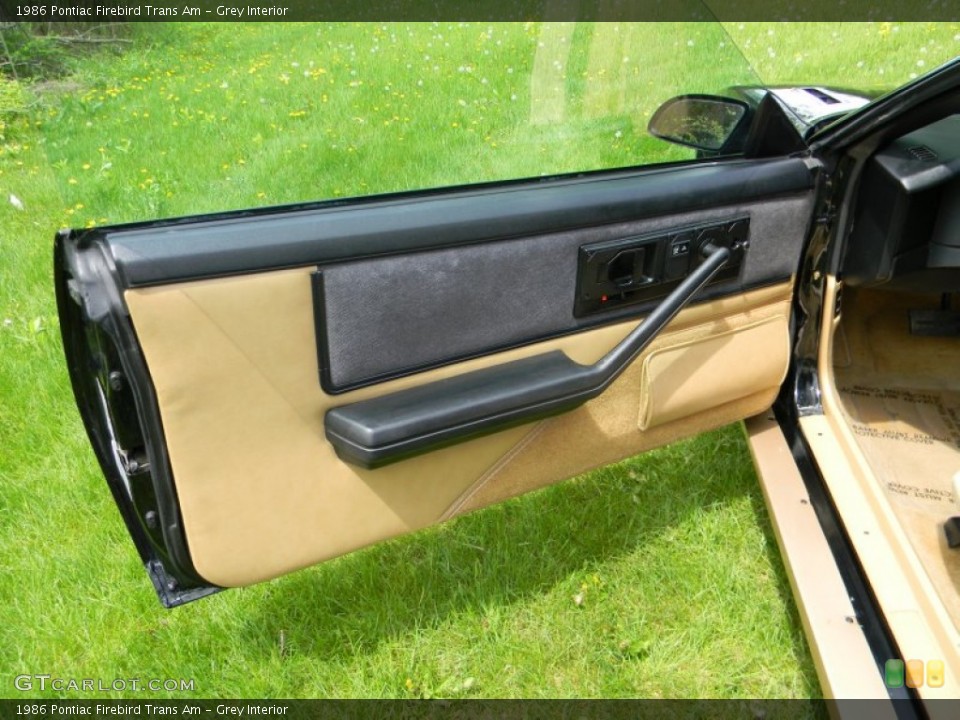 Grey Interior Door Panel for the 1986 Pontiac Firebird Trans Am #80937559