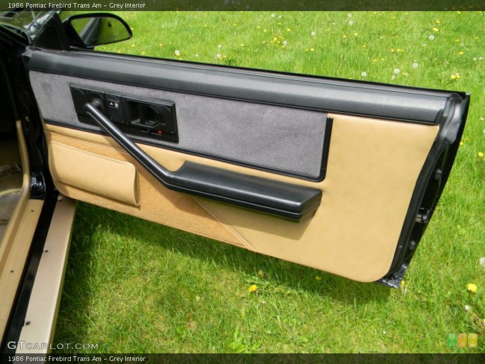 Grey Interior Door Panel for the 1986 Pontiac Firebird Trans Am #80937587