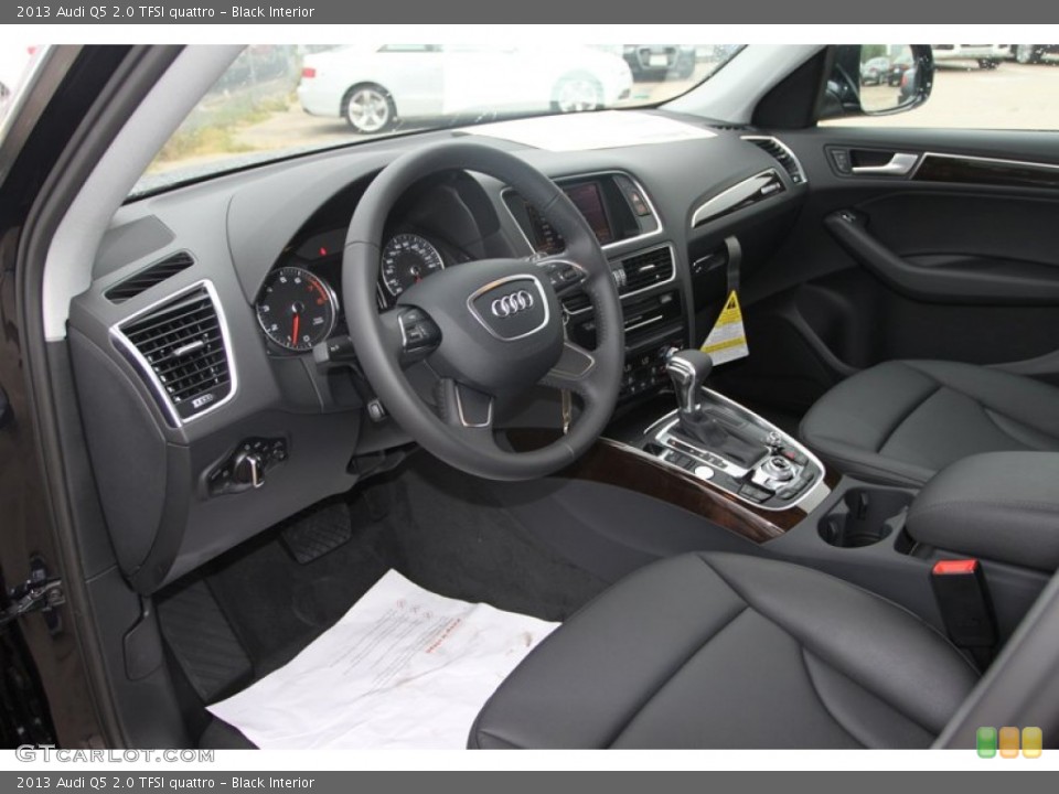 Black Interior Photo for the 2013 Audi Q5 2.0 TFSI quattro #80940813