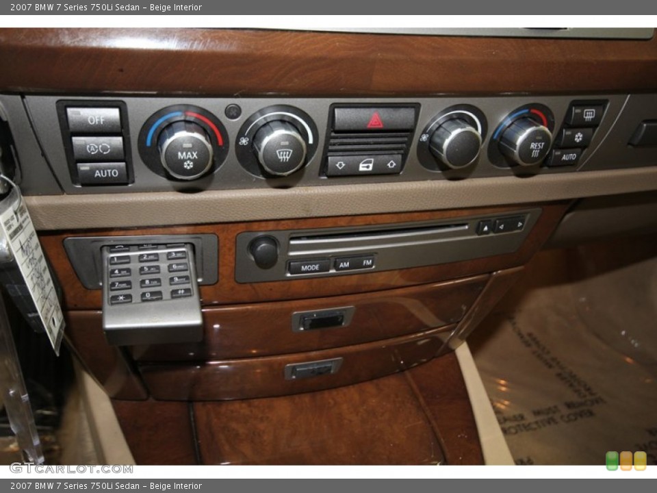 Beige Interior Controls for the 2007 BMW 7 Series 750Li Sedan #80943381