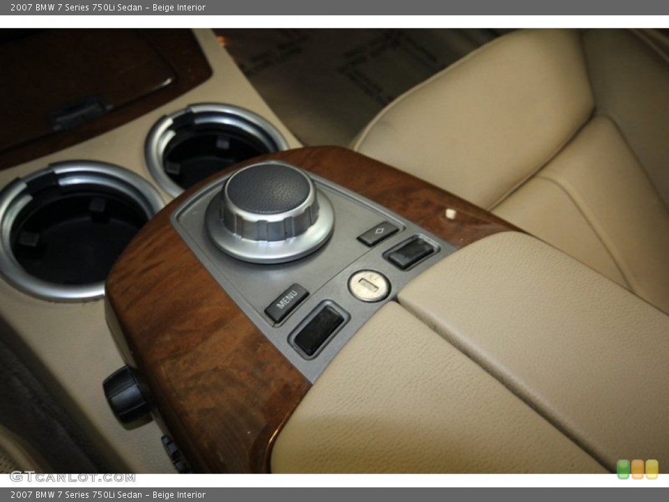 Beige Interior Controls for the 2007 BMW 7 Series 750Li Sedan #80943393